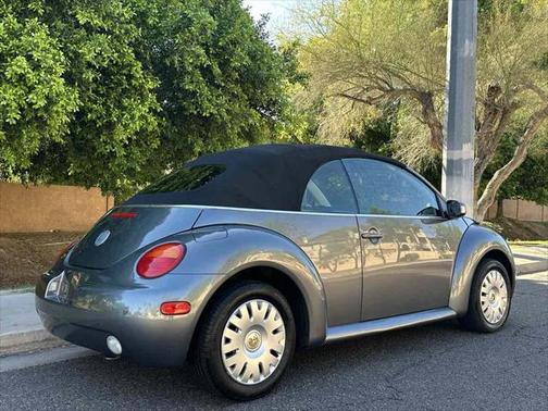 2005 Volkswagen New Beetle GL