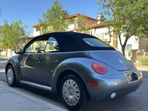 2005 Volkswagen New Beetle GL
