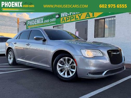 2016 Chrysler 300 Limited