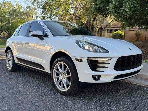 2016 Porsche Macan S