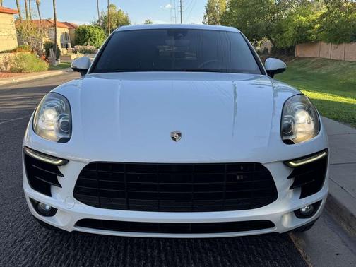 2016 Porsche Macan S