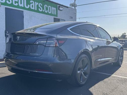 2019 Tesla Model 3 Standard Range