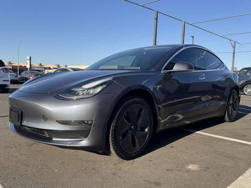 2019 Tesla Model 3 Standard Range