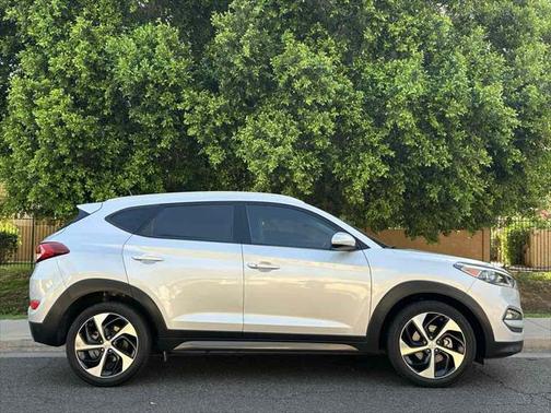 2016 Hyundai TUCSON Sport