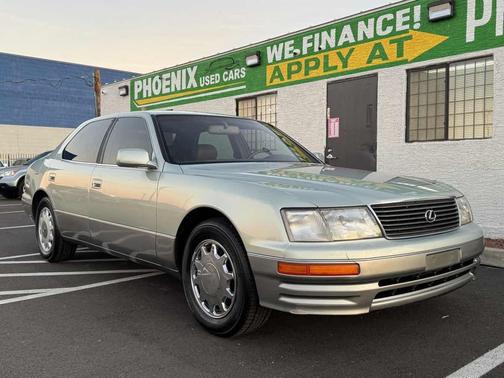1997 Lexus LS 400 Base