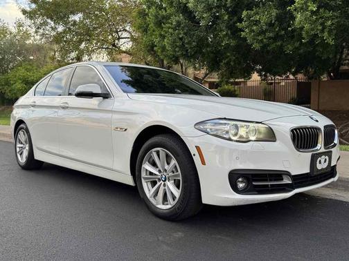2016 BMW 528 528i