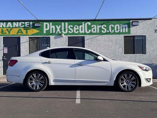 Snow White Pearl 2014 Kia Cadenza Premium