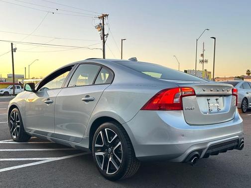 2018 Volvo S60 T5 Dynamic