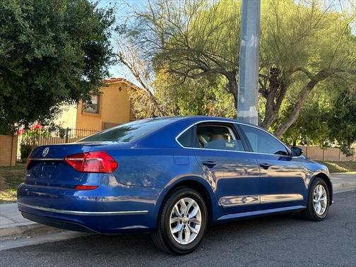 2016 Volkswagen Passat 1.8T S