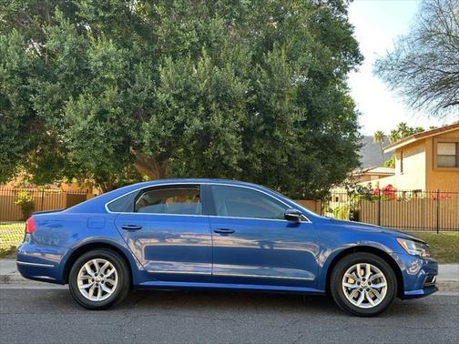 2016 Volkswagen Passat 1.8T S