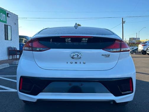 2019 Hyundai IONIQ Hybrid Blue