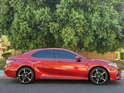 2019 Toyota Camry XSE