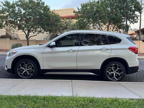 2019 BMW X1 sDrive28i