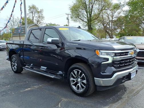 Dark Ash Metallic 2022 Chevrolet Silverado 1500 LT