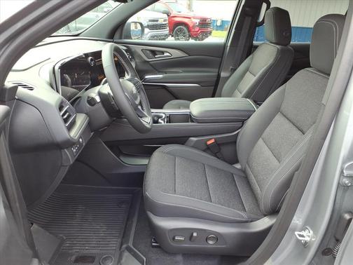 Sterling Gray Metallic 2026 Chevrolet Traverse LT