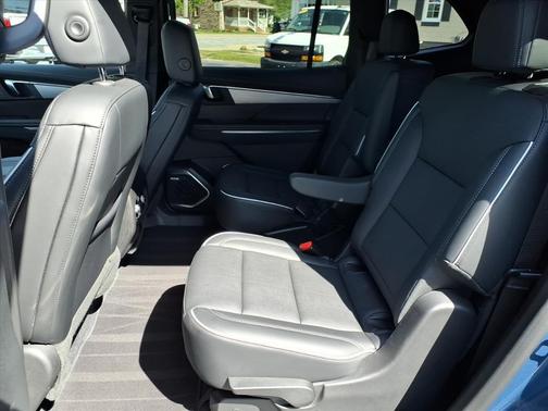 Ocean Blue Metallic 2025 Buick Enclave Preferred FWD