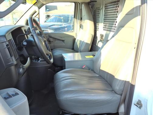 2021 Chevrolet Express 2500 RWD 2500 Regular Wheelbase WT