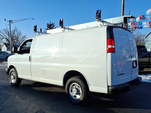 2021 Chevrolet Express 2500 RWD 2500 Regular Wheelbase WT