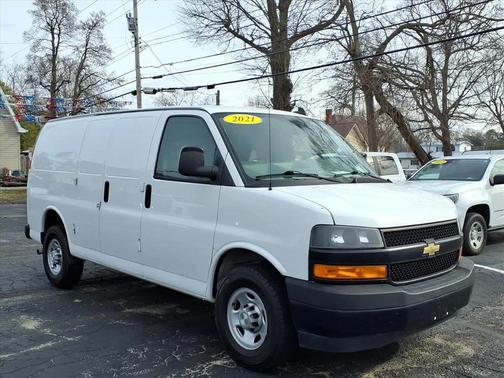 Summit White 2021 Chevrolet Express 2500 LT
