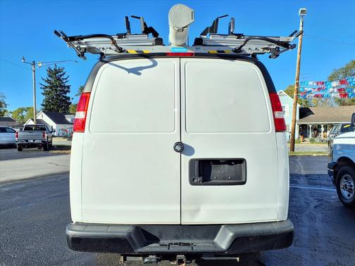 2021 Chevrolet Express 2500 RWD 2500 Regular Wheelbase WT