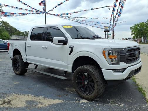 Oxford White 2021 Ford F-150 XLT
