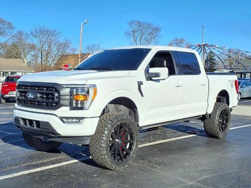 Oxford White 2021 Ford F-150 XLT