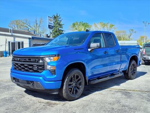 2025 Chevrolet Silverado 1500 Custom