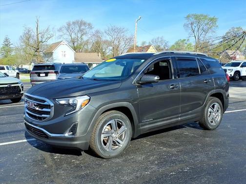 Graphite Gray Metallic 2021 GMC Terrain SLT