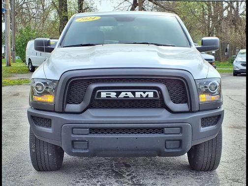 2024 RAM 1500 Classic Warlock Crew Cab 4x4 5'7' Box