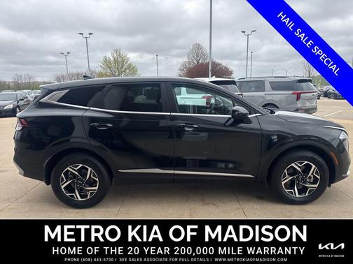 Fusion Black 2023 Kia Sportage LX