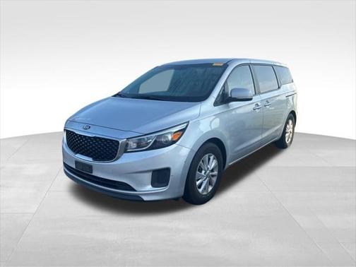 2016 Kia Sedona L