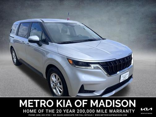 2023 Kia Carnival LX