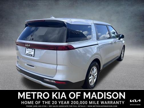 2023 Kia Carnival LX