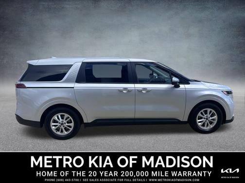 2023 Kia Carnival LX