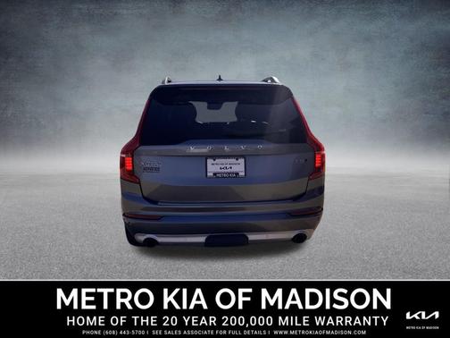 2018 Volvo XC90 T5 Momentum