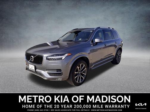 2018 Volvo XC90 T5 Momentum