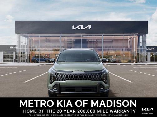 Jungle Green 2026 Kia Sportage Plug-In Hybrid X-Line Prestige