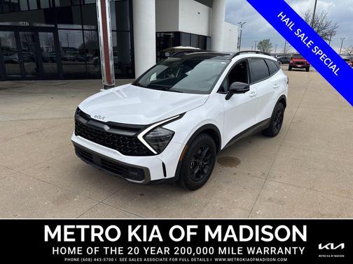 Glacial White Pearl 2023 Kia Sportage S