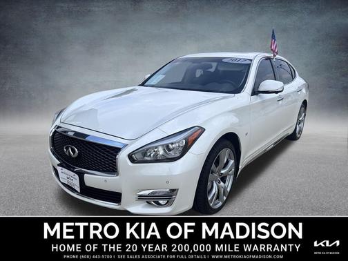2017 INFINITI Q70L 3.7X