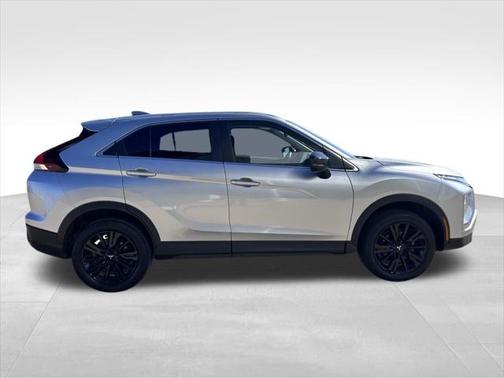 2023 Mitsubishi Eclipse Cross LE