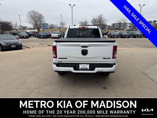 Bright White Clearcoat 2022 RAM 1500 Big Horn/Lone Star