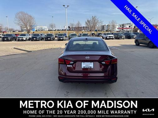 Garnet Pearl Metallic 2023 Nissan Altima 2.5 SV