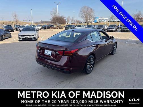 Garnet Pearl Metallic 2023 Nissan Altima 2.5 SV
