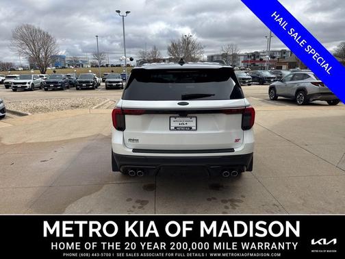 Star White Metallic Tri-Coat 2025 Ford Explorer ST