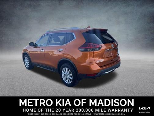 2018 Nissan Rogue SV