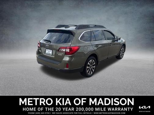 Wilderness Green Metallic 2017 Subaru Outback 2.5i Limited