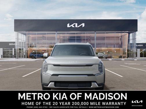 Ivory Silver 2026 Kia EV9 Wind