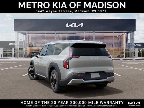 Ivory Silver 2026 Kia EV9 Wind