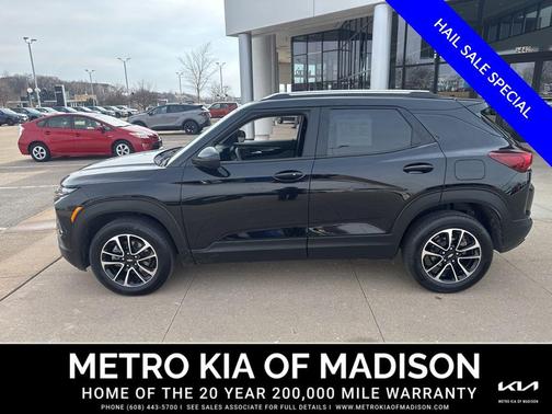 Mosaic Black Metallic 2024 Chevrolet Trailblazer LT