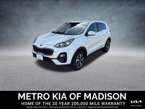 Snow White Pearl 2022 Kia Sportage LX